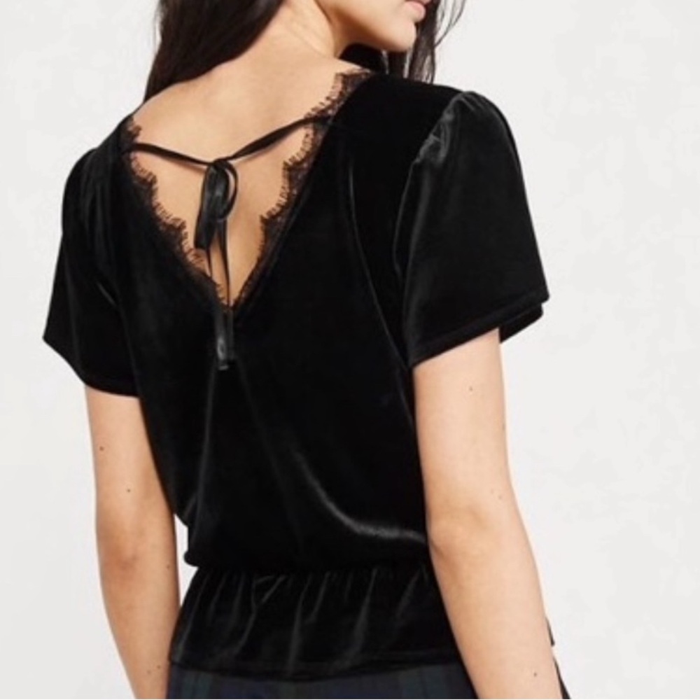 Abercrombie & Fitch Black Velvet Short Sleeve Top
